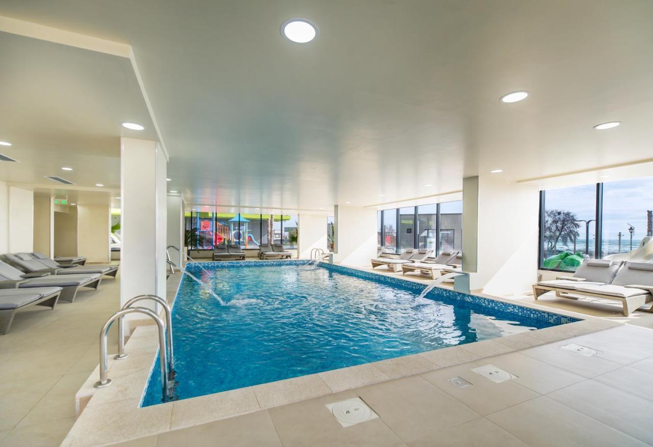 Opal Luxury Apartment 92 Spa N Pool Beach Resort Năvodari Extérieur photo