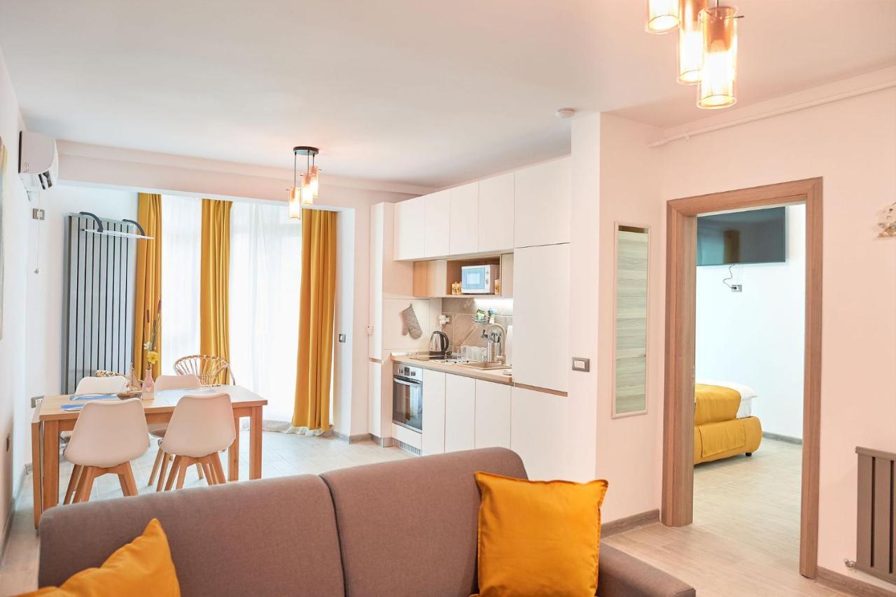 Opal Luxury Apartment 92 Spa N Pool Beach Resort Năvodari Extérieur photo